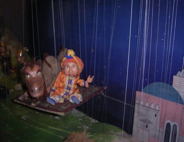 069 Der L�we ist los